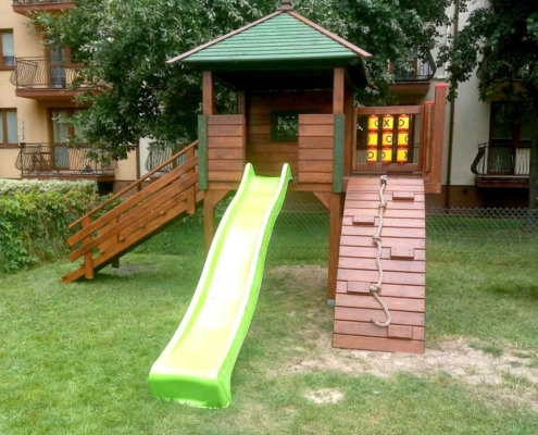 Plac zabaw P22